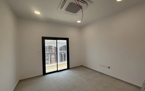 Building 500 m² for rent in Agia Triada, Limassol, 3032