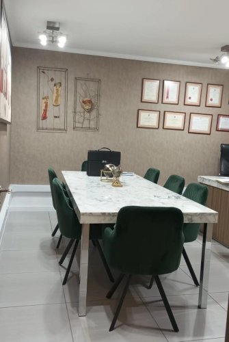 Office 145 m² for sale in Historical Center, Limassol
