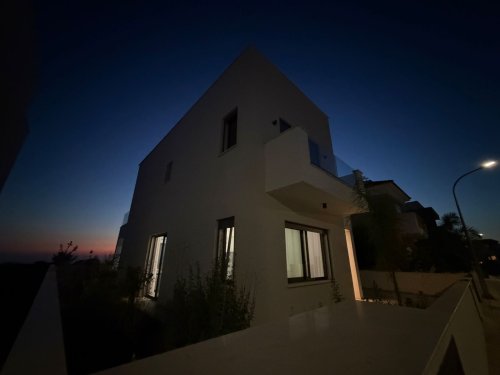 3-bedroom villa for rent 170 m² in Konia, Paphos, 8300