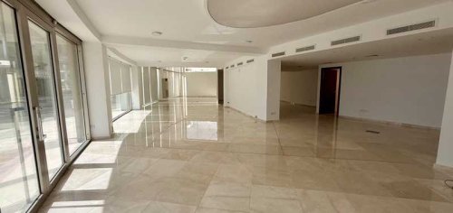 Building 717 m² for rent in Neapolis, Limassol, 3107