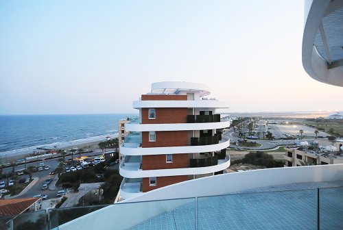 2-bedroom apartments for sale 85 m² in Makenzy, Larnaca