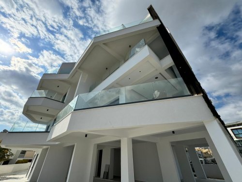 3-bedroom penthouse for sale 241 m² in Agios Athanasios, Limassol