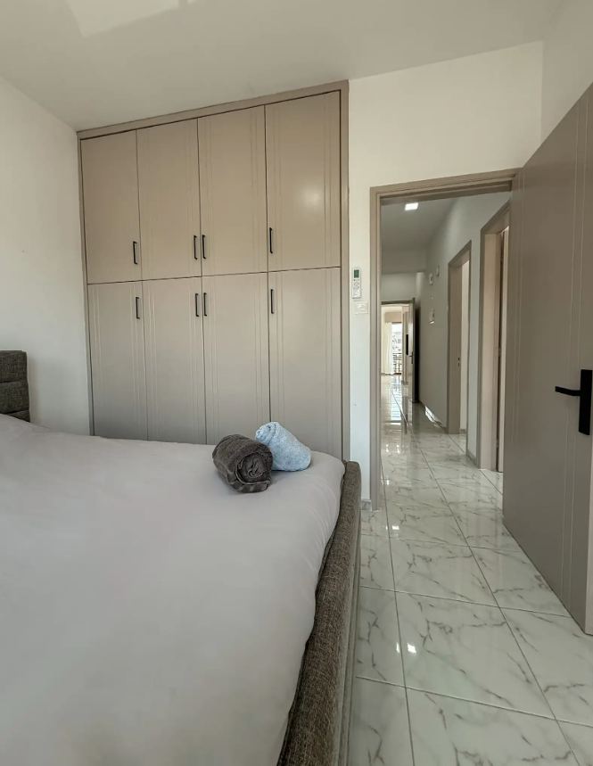 Apartment with 3 bedrooms in mesa-geitonia, Cyprus [ID: 0602-240801]