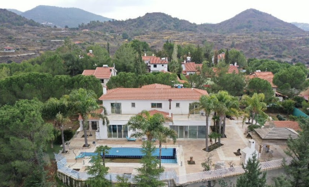 Вілла в kalo-chorio, Кіпр, 450.00м²