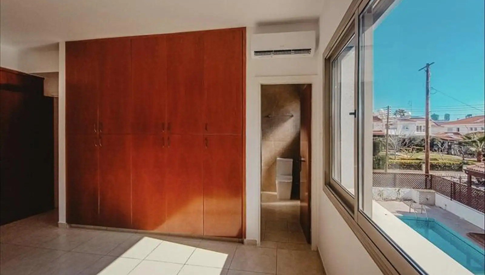Villa 6 habitaciones  en Demos Agiou Athanasiou, Chipre