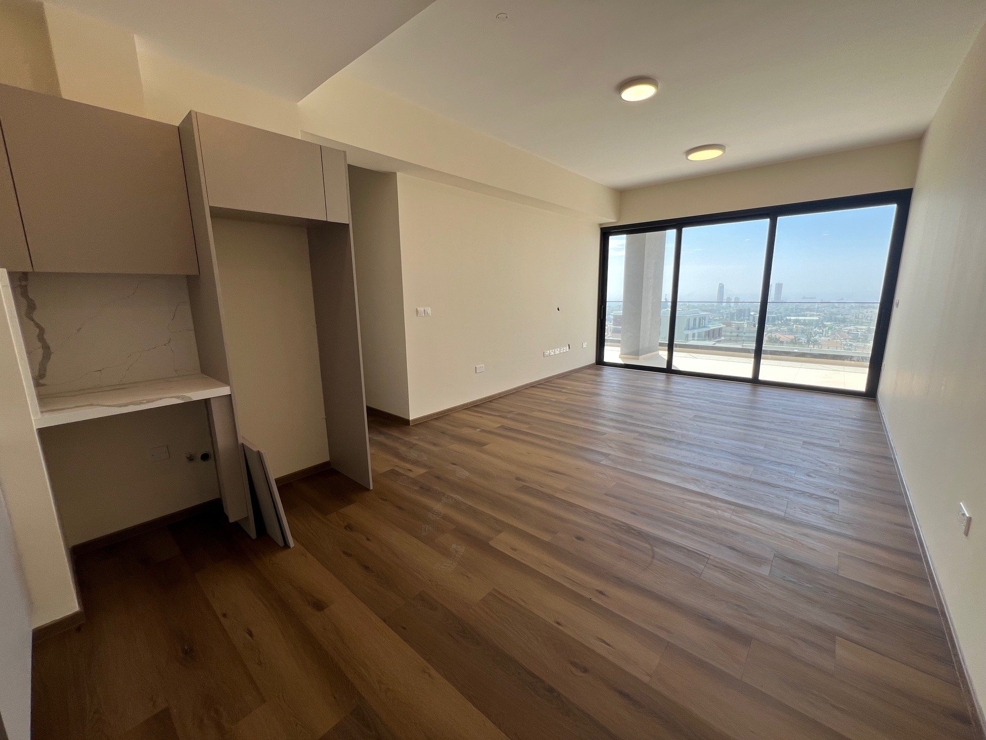 Apartment with 2 bedrooms, 84.00m² in agios-athanasios, Cyprus [ID: 0602-236330]