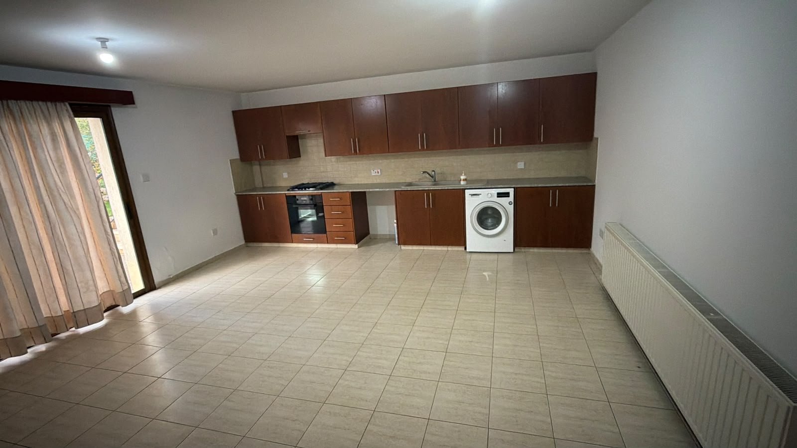 6 bedroom villa 180 m² in Paphos Municipality, Cyprus