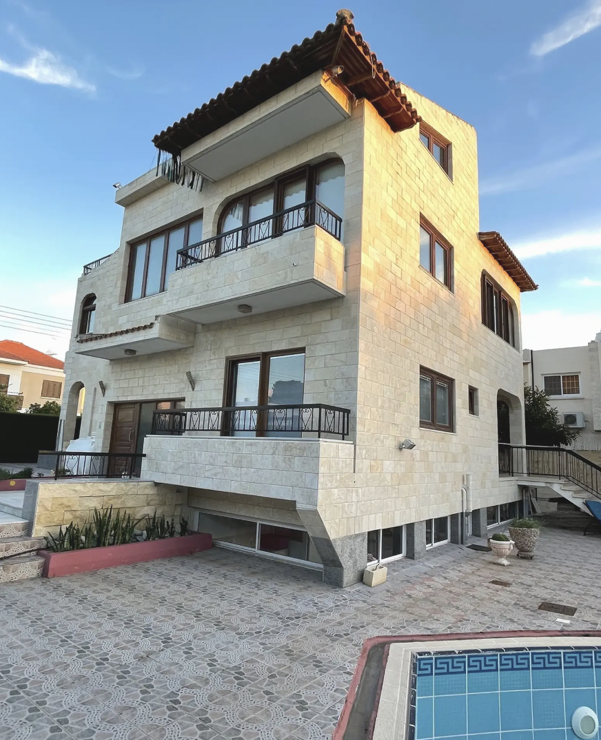 Вілла в dekeleia, Кіпр, 350.00м²
