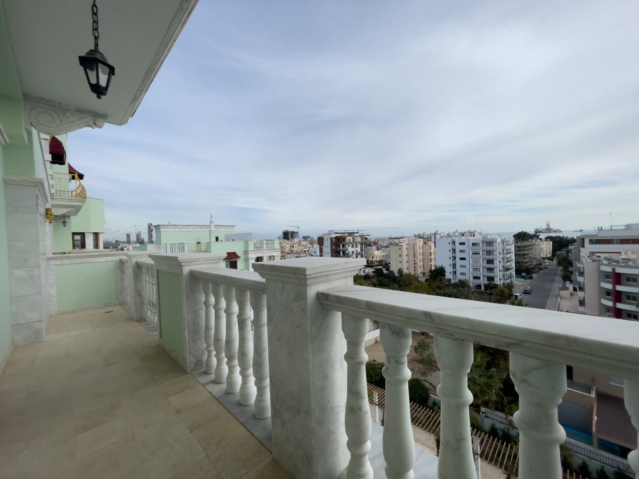 2 bedroom penthouse 80 m² Germasogeia, Cyprus