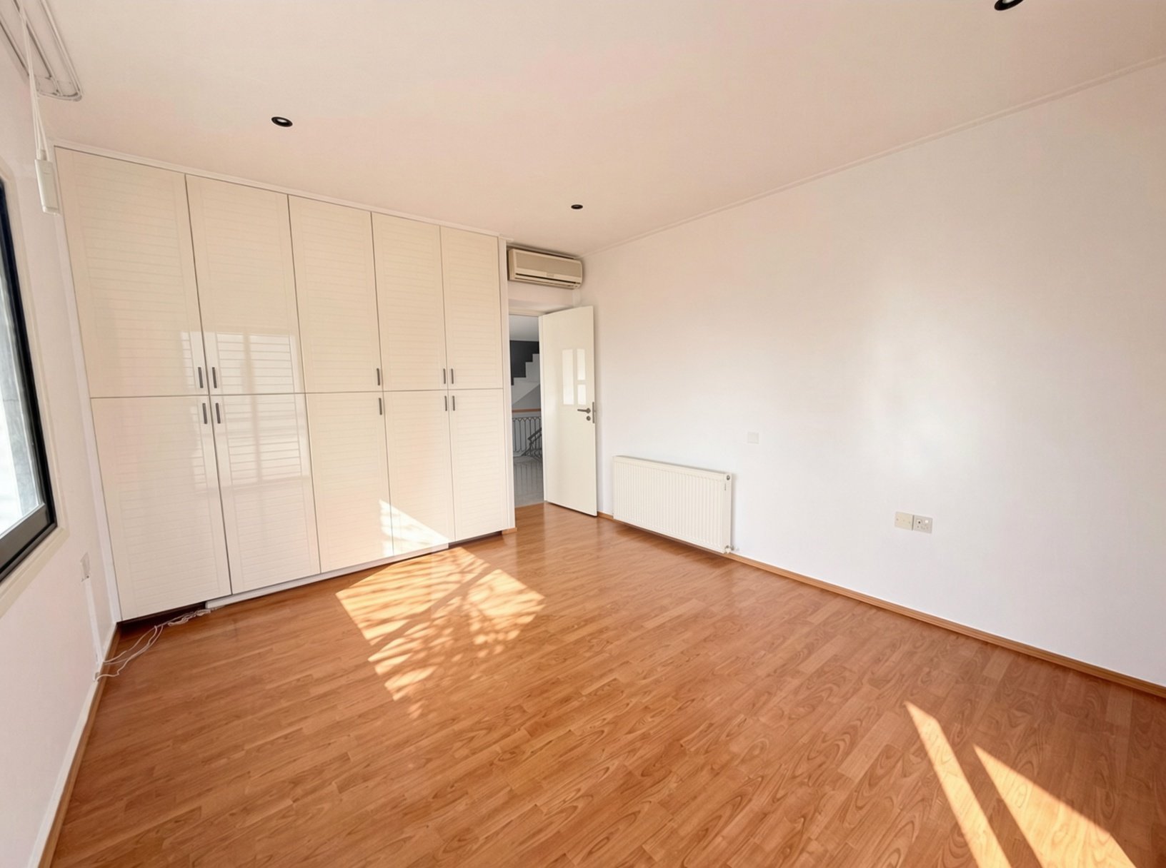 houses в polemidia-kato, Кіпр, 360.00м² - зображення 19