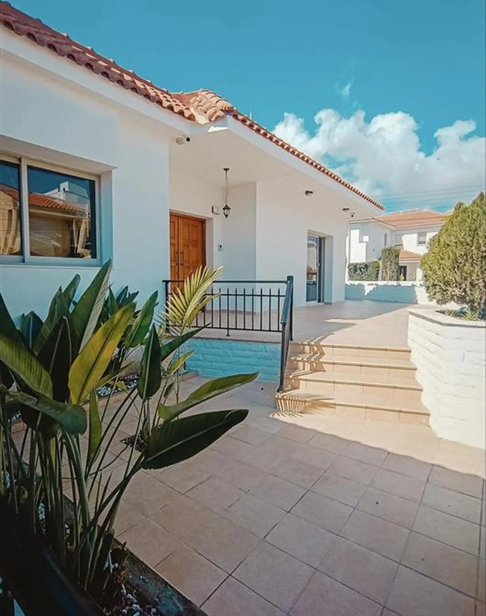 Villa 6 habitaciones  en Demos Agiou Athanasiou, Chipre