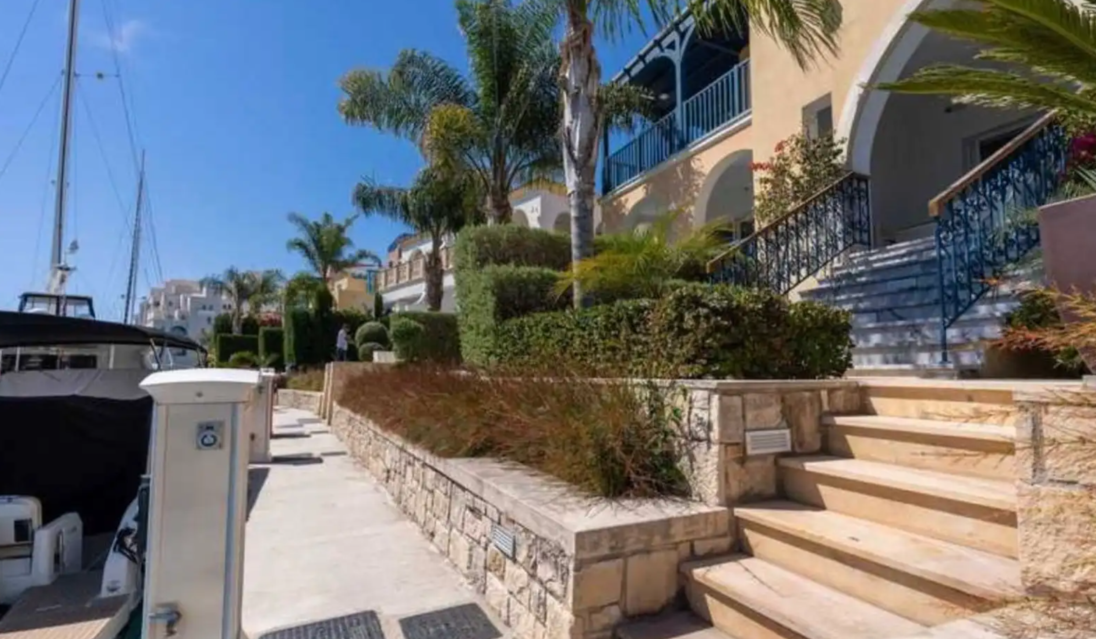 houses in agios-antonios, Cyprus, 209.00m² - image 10