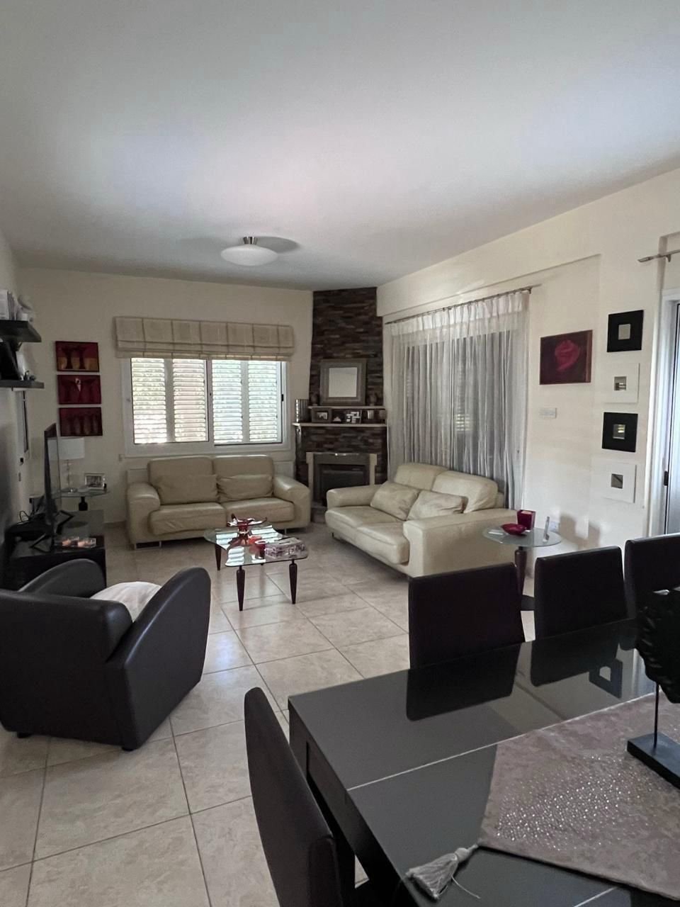 4 bedroom house 317 m² Parekklisia, Cyprus