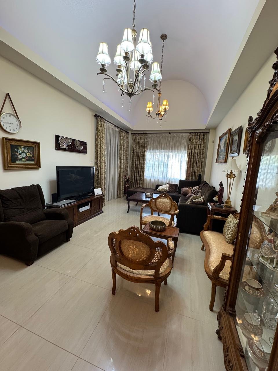 Apartment with 6 bedrooms in agios-tychon-tourist-area, Cyprus [ID: 0602-239183]