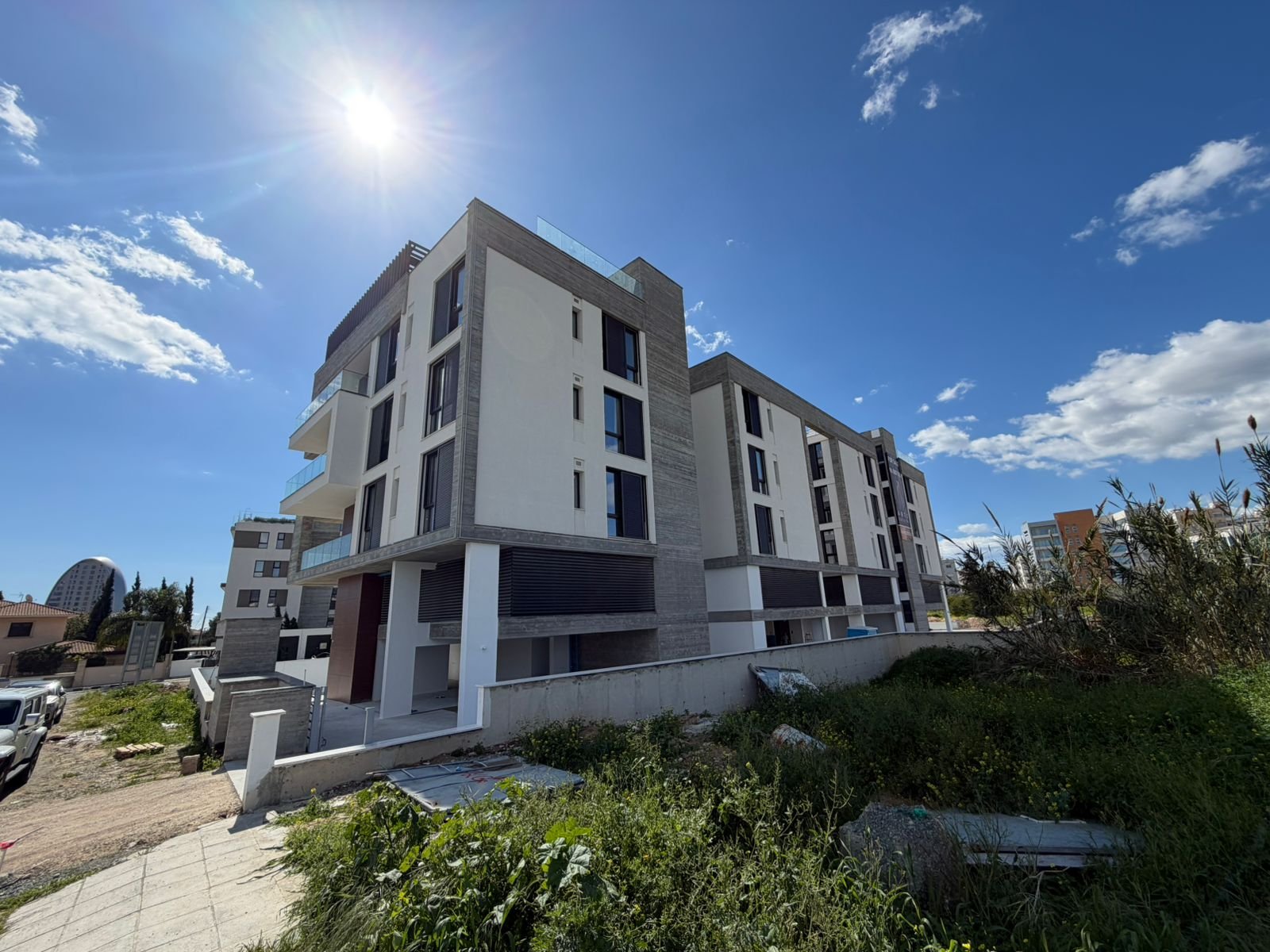 Квартира с 3 спальнями, 113.00м² в agios-athanasios, Кипр [ID: 0602-242802]