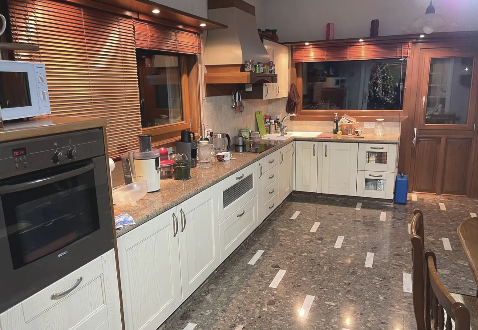 Вілла в dekeleia, Кіпр, 350.00м² - зображення 15