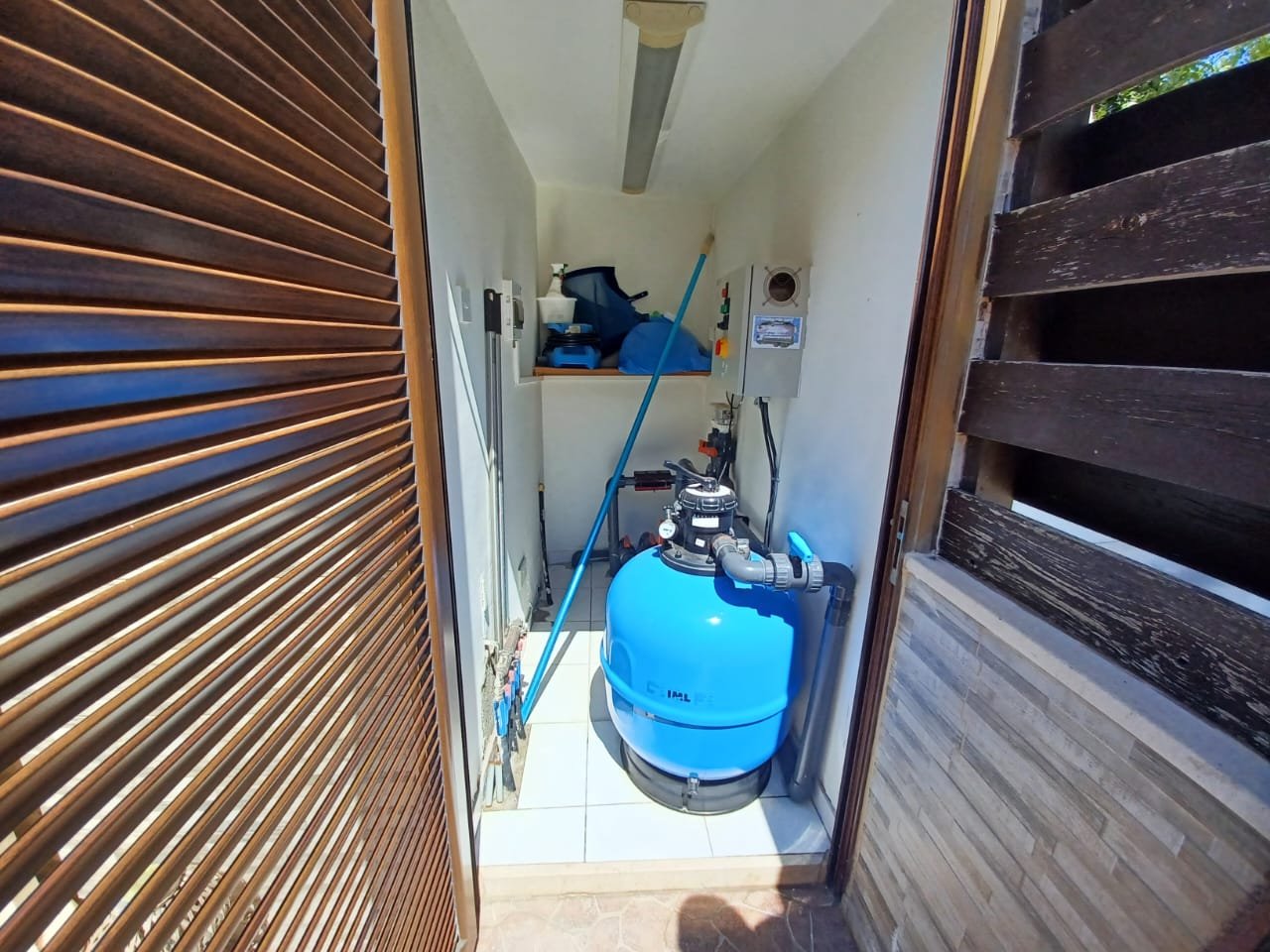 houses with 4 bedrooms in polemidia-kato, Cyprus [ID: 0602-239191]