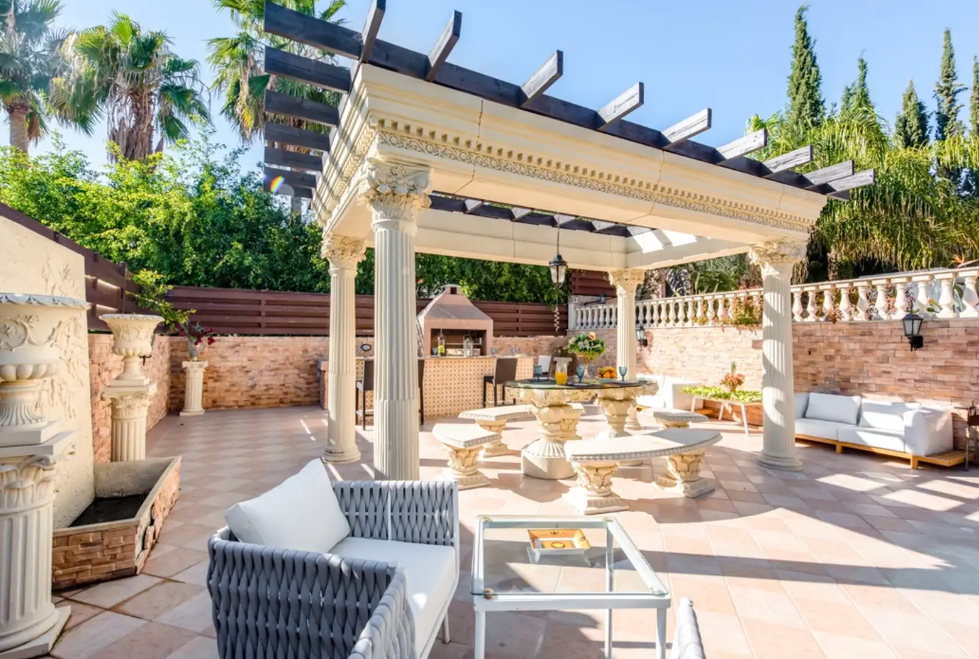 5 bedroom villa 425 m² Limassol, Cyprus