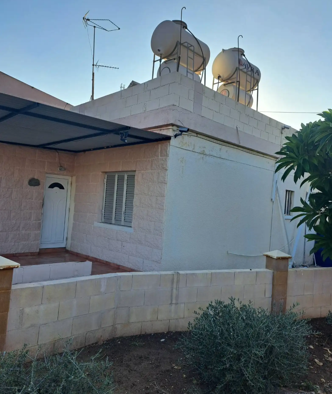 Dom — Kouklia, Paphos, Cypr ID 0602-242373