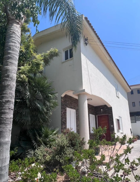 houses w parekklisia, Cypr - obraz 2
