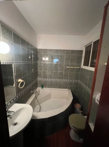 4 bedroom house  Paphos Municipality, Cyprus