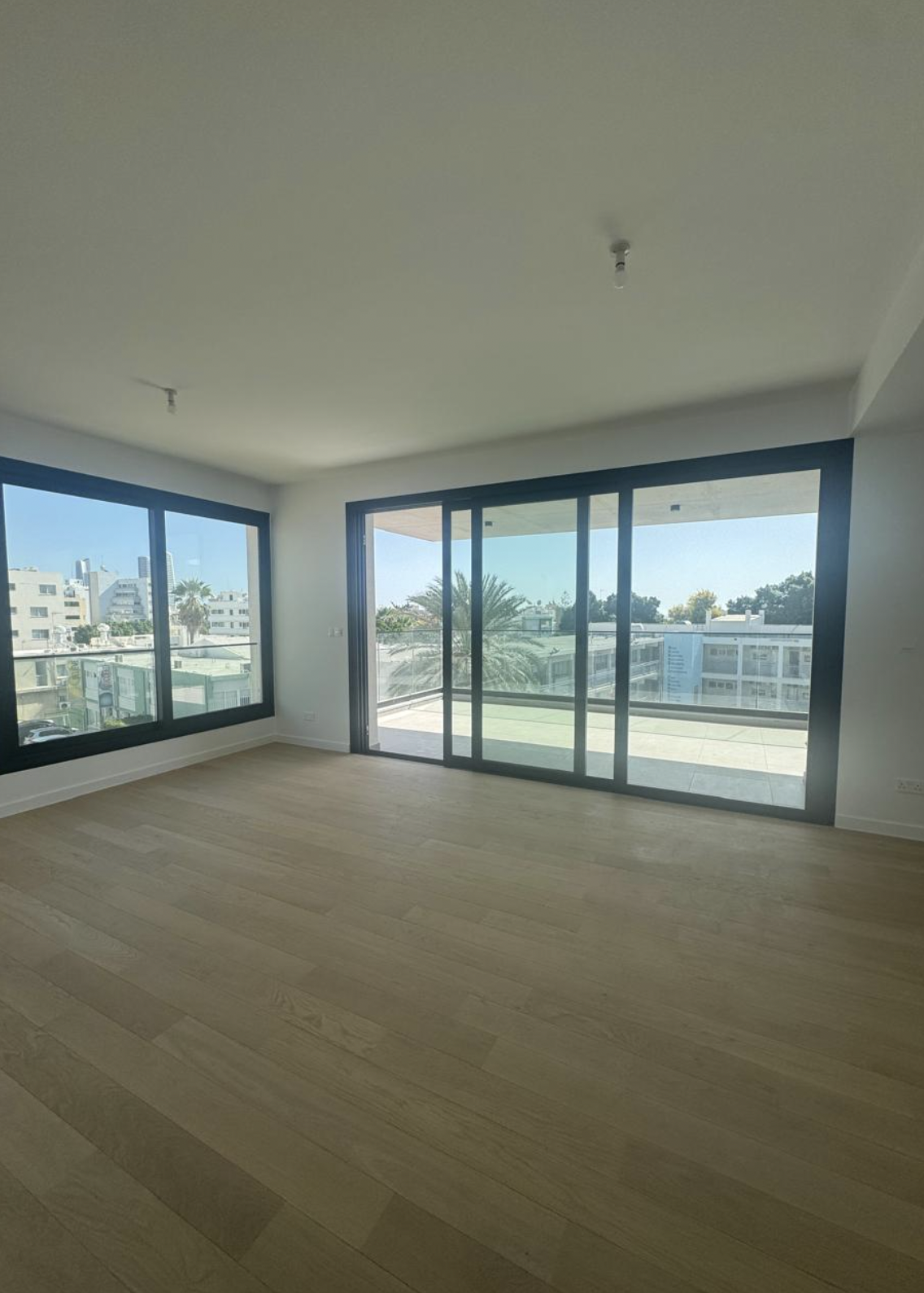 Apartment with 2 bedrooms, 83.00m² in agia-zoni, Cyprus [ID: 0602-243125]