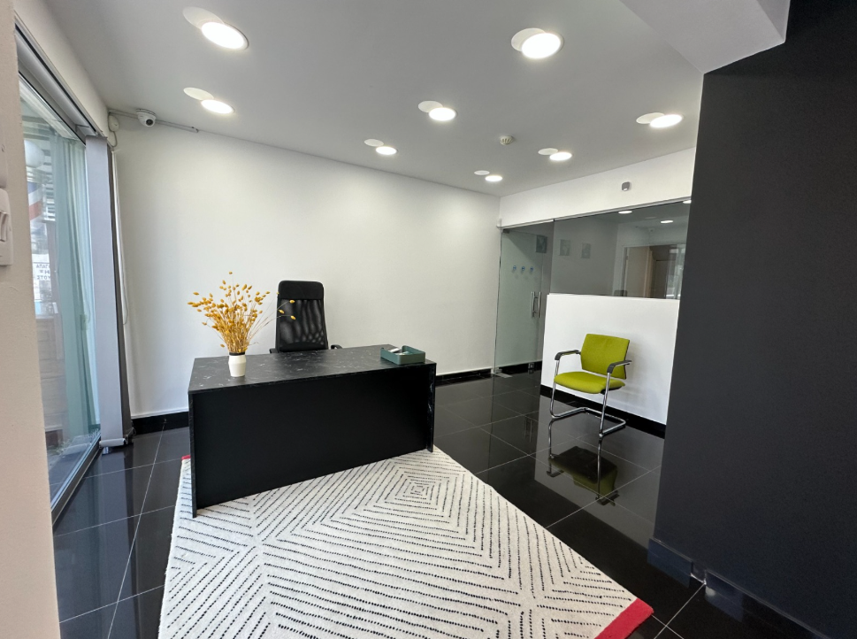 Коммерческое помещение в agios-nikolaos, Кипр, 170.00м² - изображение 2
