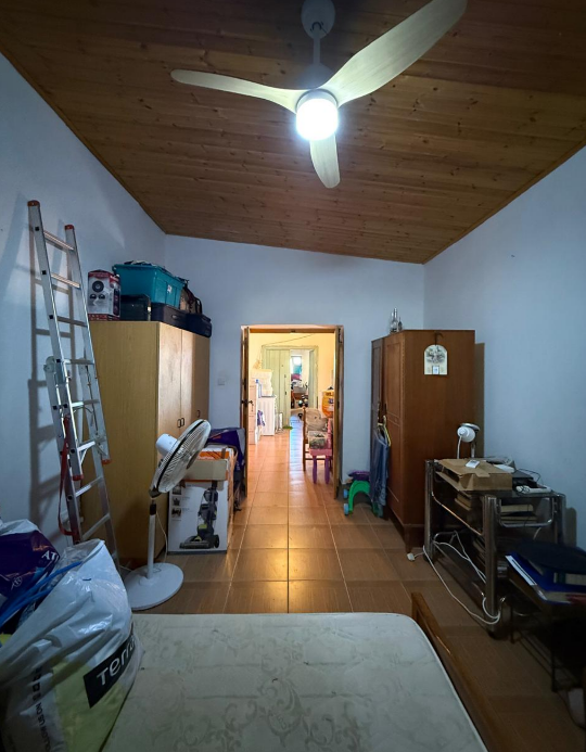 Земля в oroklini, Кіпр [ID: 0602-241870]