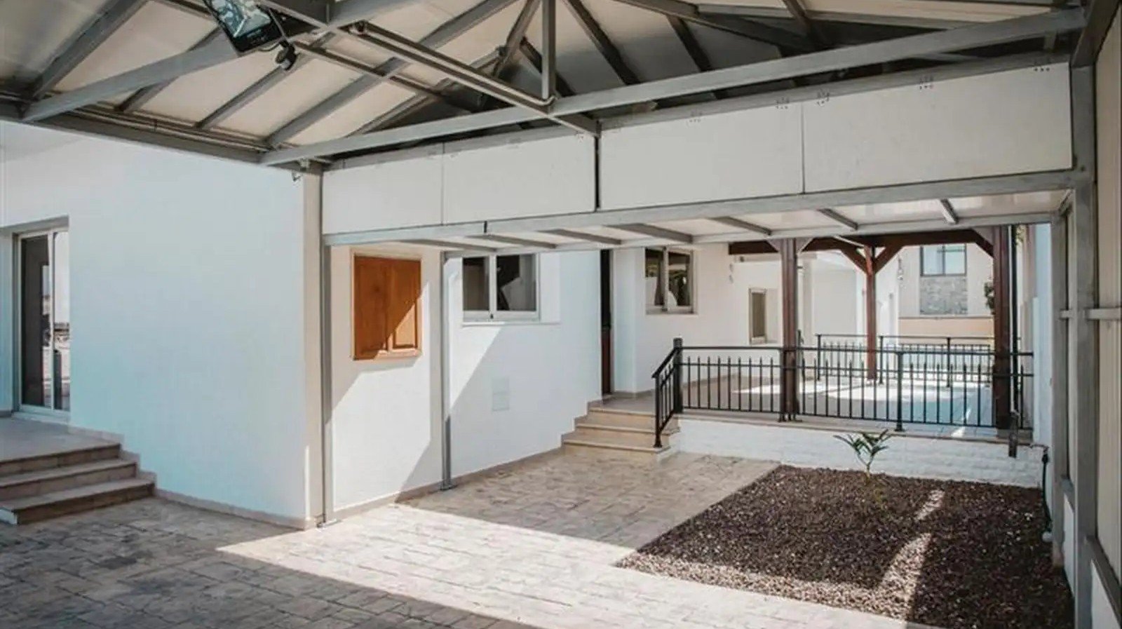 Villa 6 habitaciones  en Demos Agiou Athanasiou, Chipre