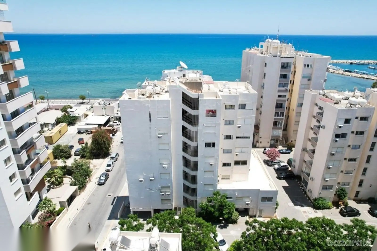 Apartment in makenzy, Cyprus - image 3