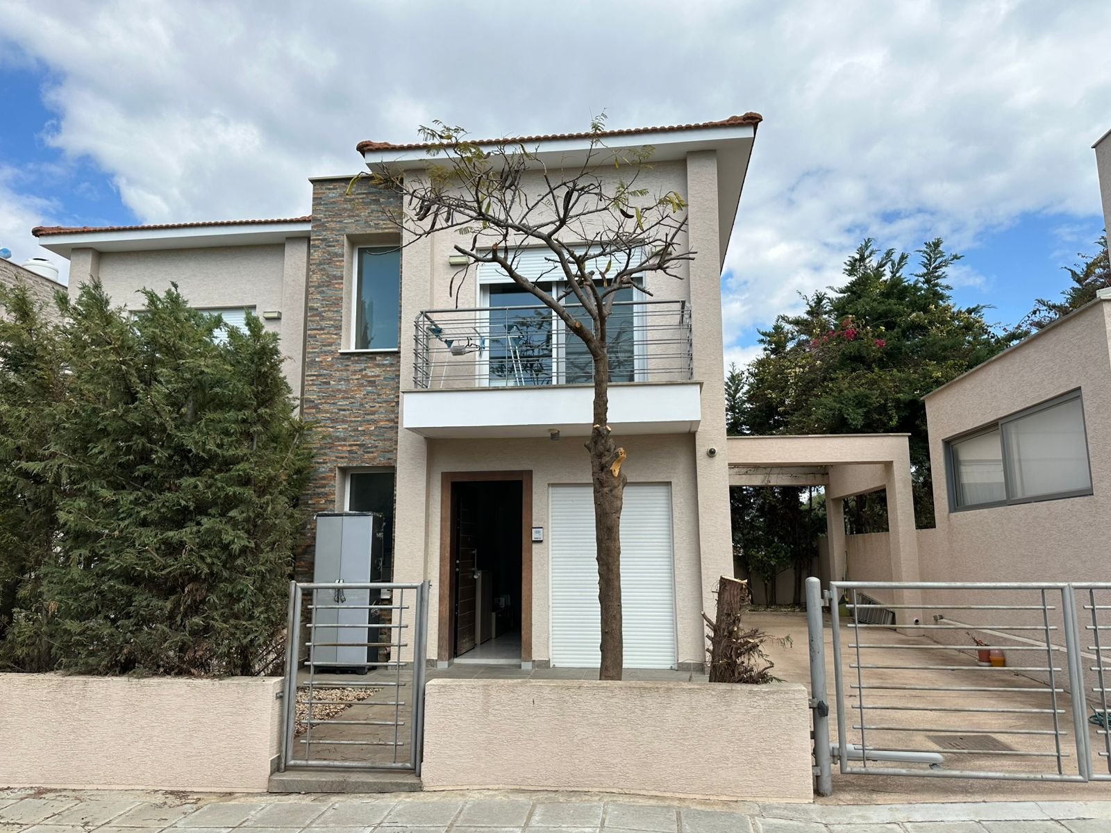 2 bedroom house 90 m² in Germasogeia, Cyprus