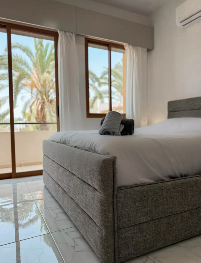 Apartment with 3 bedrooms in mesa-geitonia, Cyprus [ID: 0602-240801]