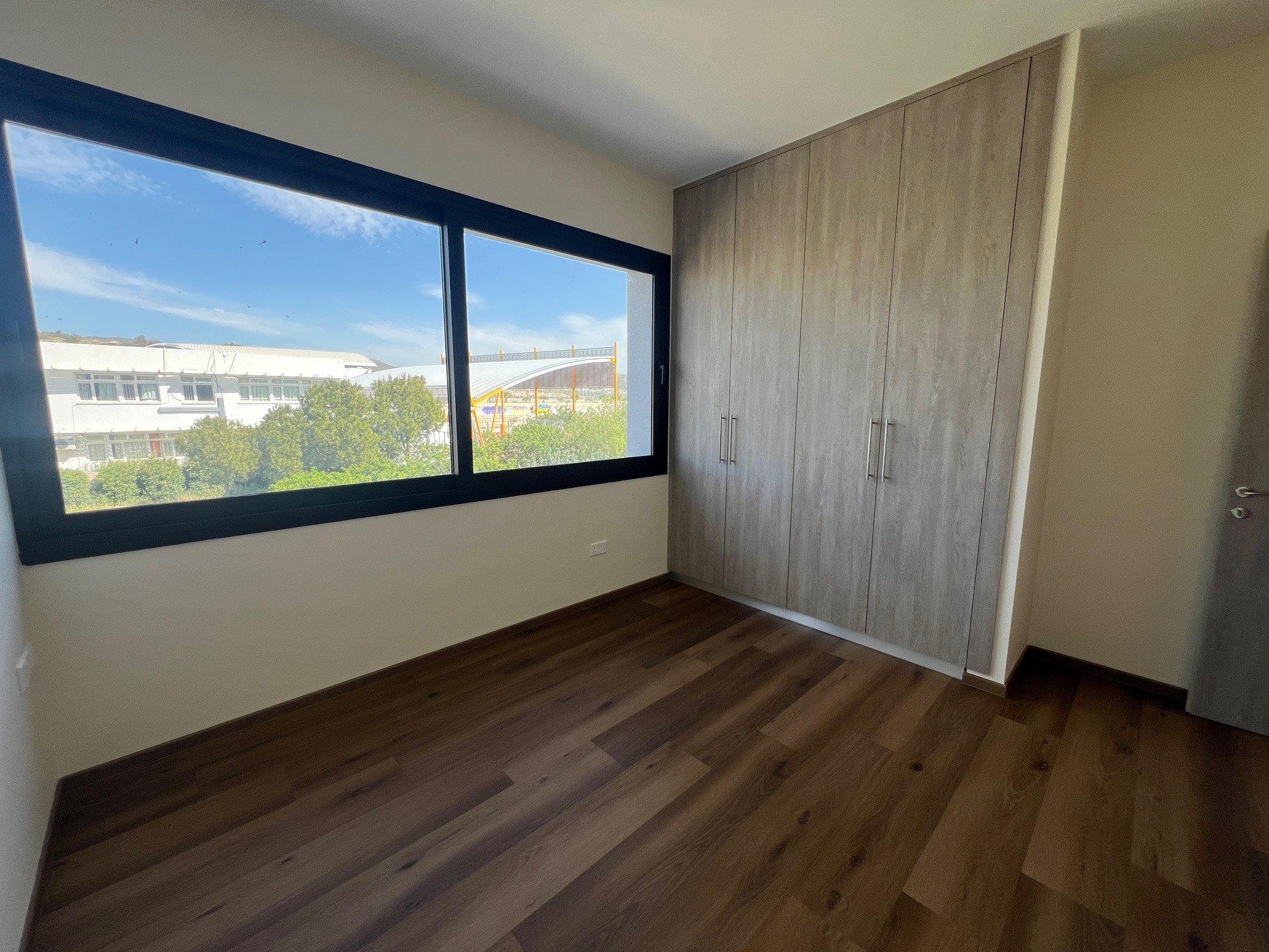 Apartment with 2 bedrooms, 84.00m² in agios-athanasios, Cyprus [ID: 0602-236330]