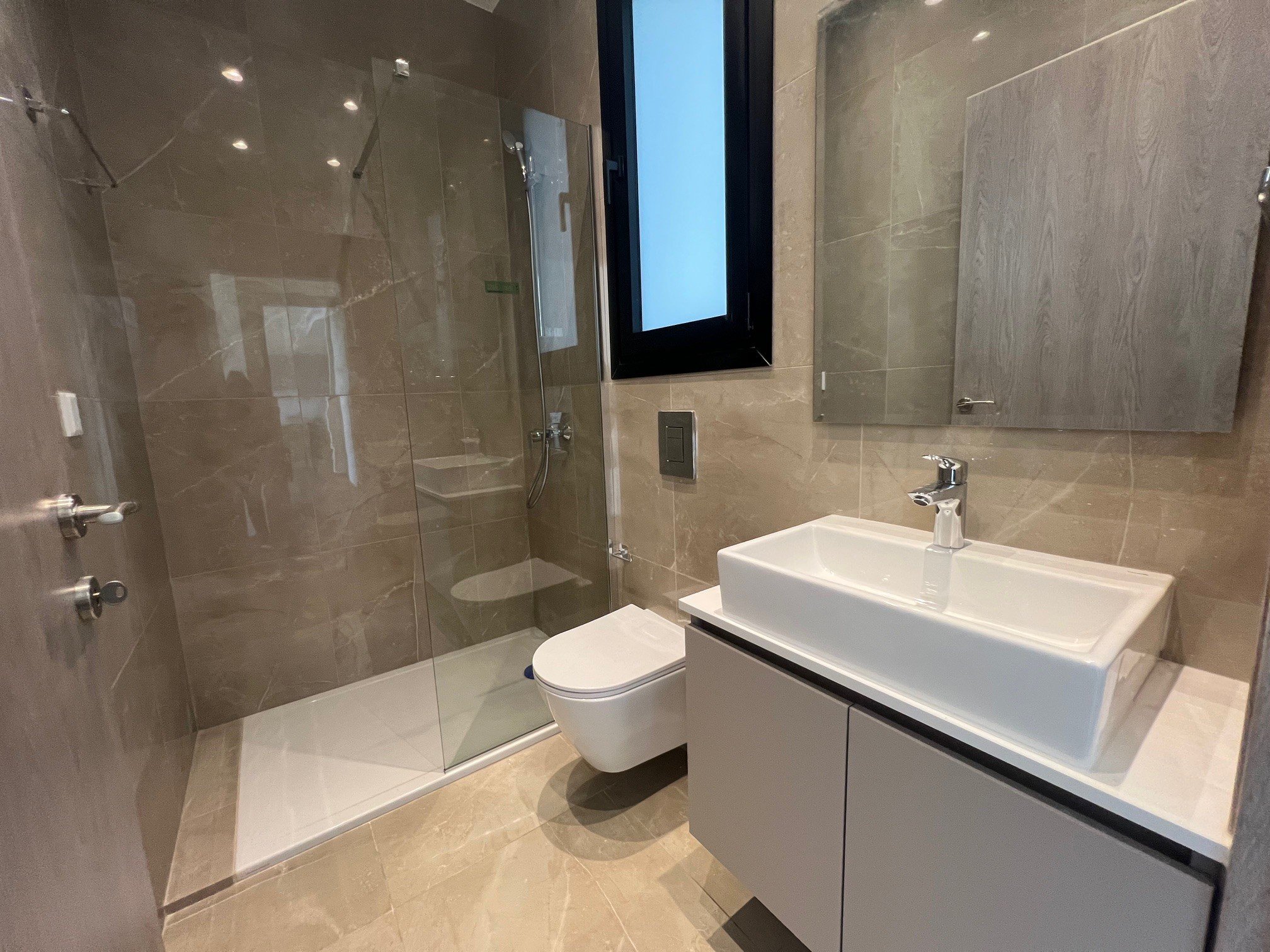 Apartment with 2 bedrooms, 84.00m² in agios-athanasios, Cyprus [ID: 0602-236330]
