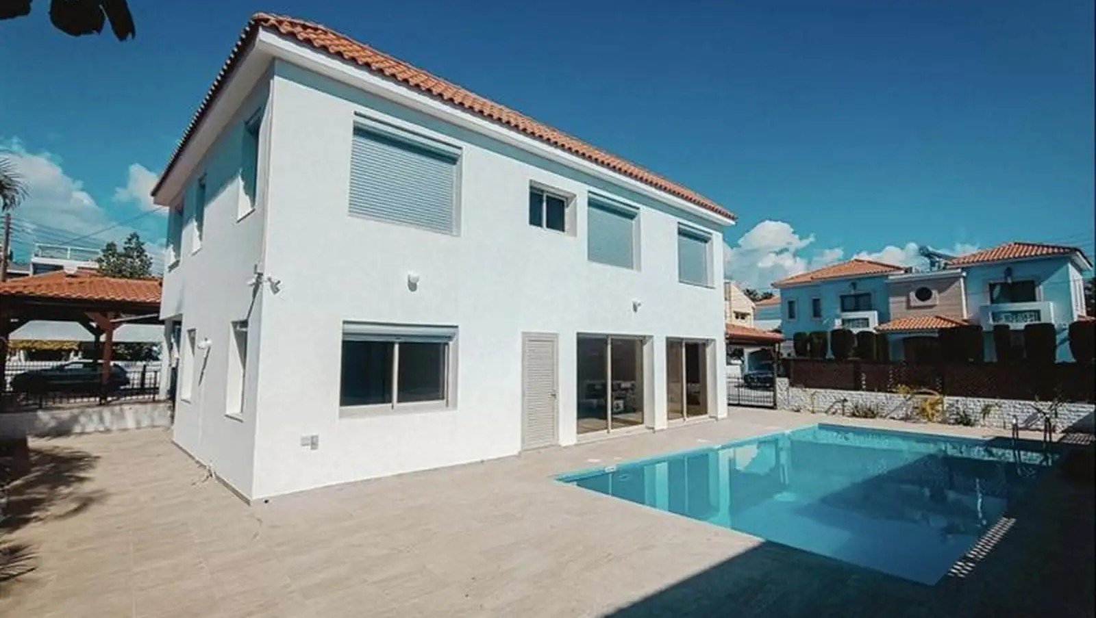 Villa 6 habitaciones  en Demos Agiou Athanasiou, Chipre