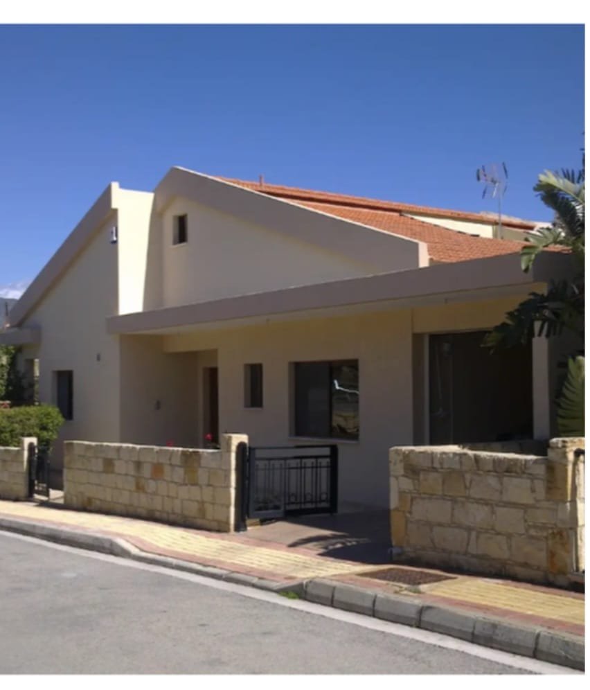 Bungalow 4 pokoi 190 m² Parekklisia, Cypr