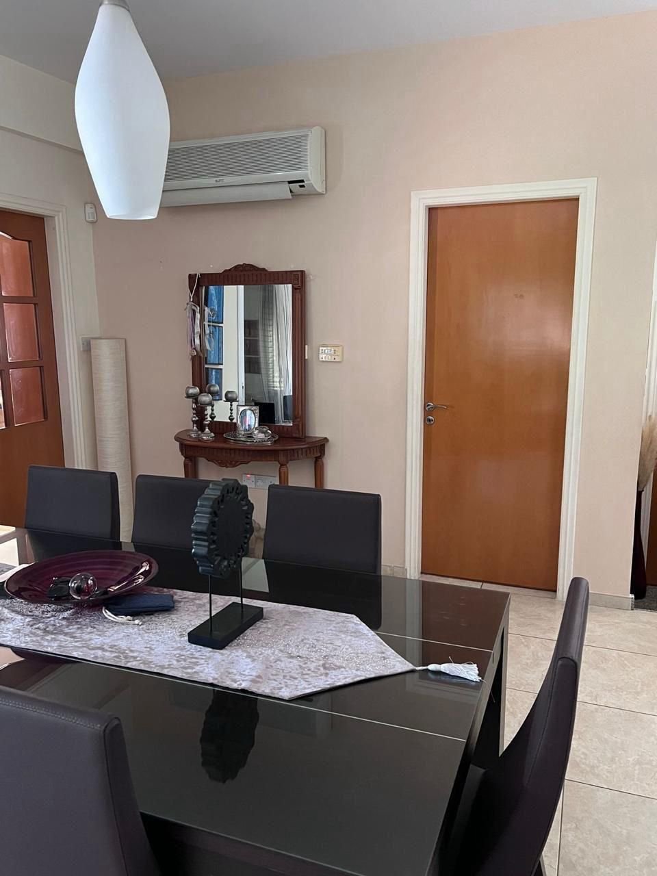 4 bedroom house 317 m² Parekklisia, Cyprus